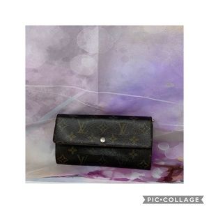 Authentic Louis Vuitton Monogram wallet